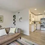 Scottsdale Apartment With Patio About 1 Mi To Old Town!